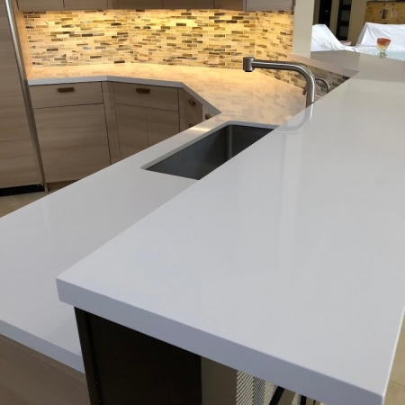 Iconi_White_aplicado_2